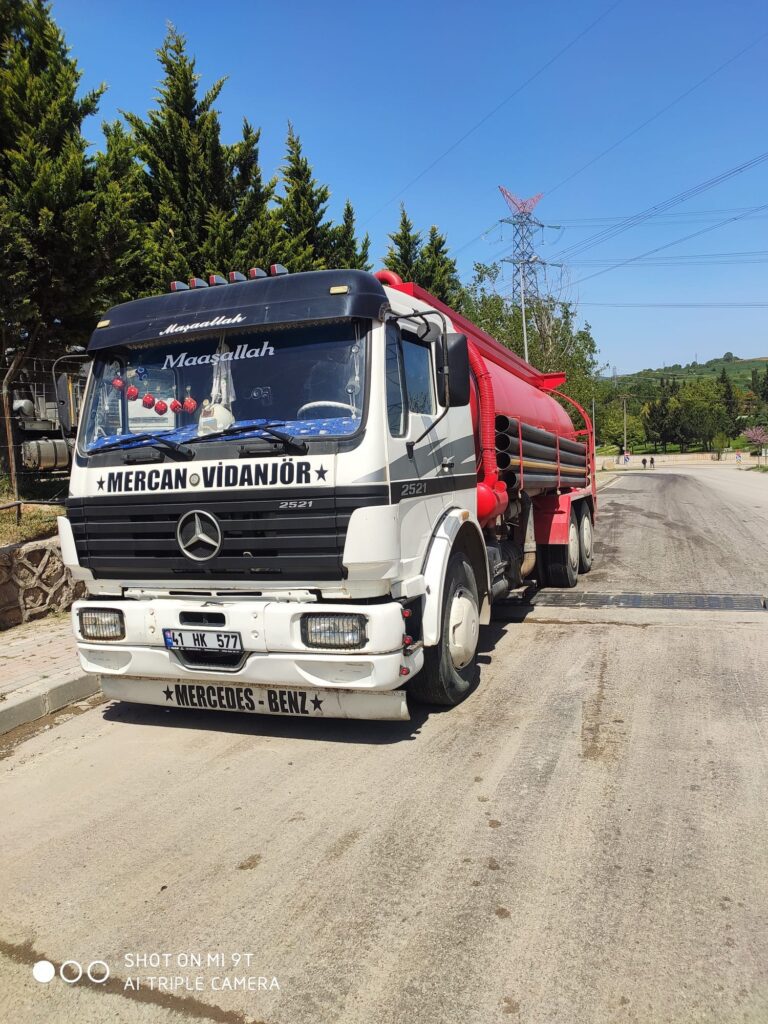 Gebze 41 Vidanjör aracı